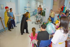 Sorrisos que inspiram na luta pela cura