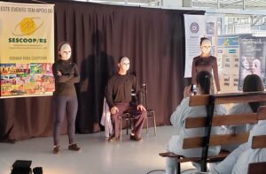 Vivendo Saúde leva espetáculo teatral para unidades no Rio Grande do Sul