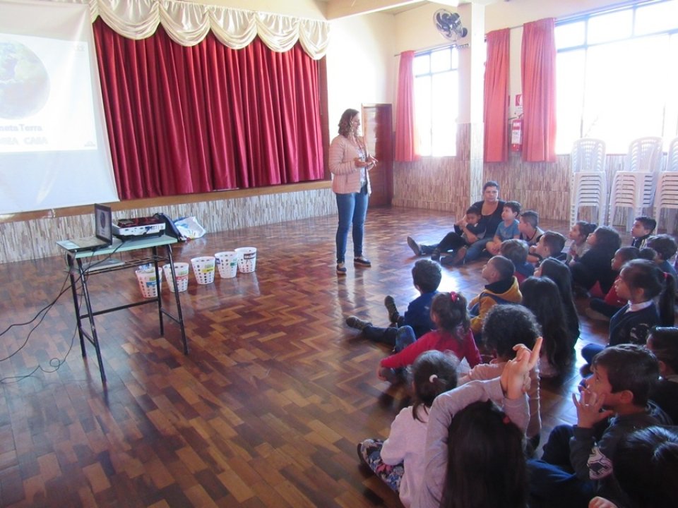 Programa Eco Cooperação leva educação ambiental para escolas da região metropolitana de Porto Alegre