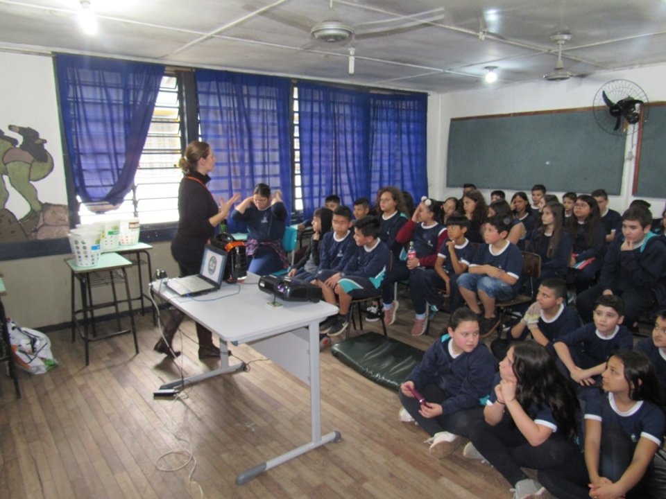 Programa Eco Cooperação leva educação ambiental para escolas da região metropolitana de Porto Alegre
