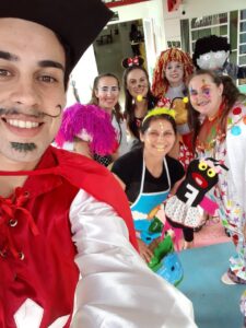 Voluntários realizam atividade na Creche Sonho Feliz em São Miguel do Oeste