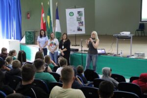 FALB e Cooperalfa realizam atividades em Bela Vista do Toldo