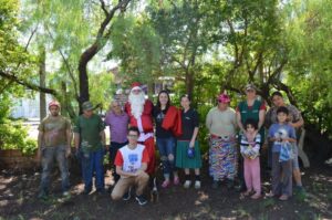 Brinquedos arrecadados na Mostra Cultural da FALB são entregues para mais de 170 crianças