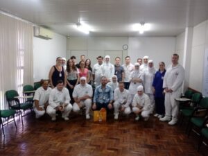 Unidade FASA recebe palestra sobre redução de danos relacionados ao uso de álcool e drogas