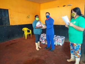 FALB doa cestas básicas para cooperativa no Mato Grosso do Sul