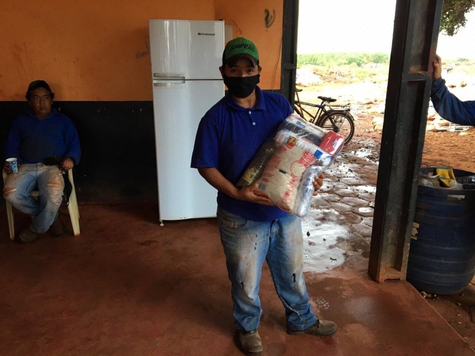 FALB entrega segunda remessa de cestas básicas no Mato Grosso do Sul