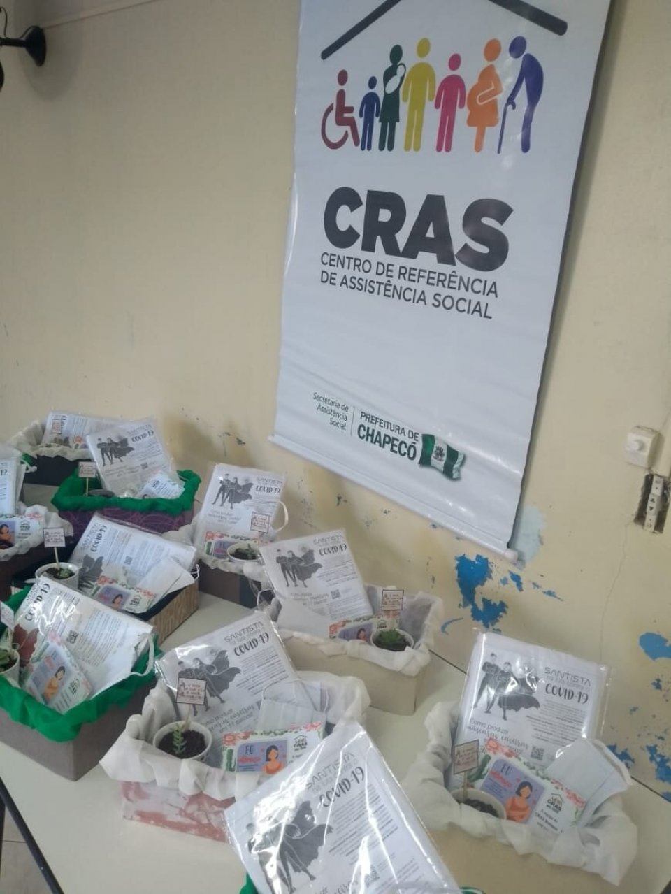 FALB repassa doações ao CRAS Marechal Bormann