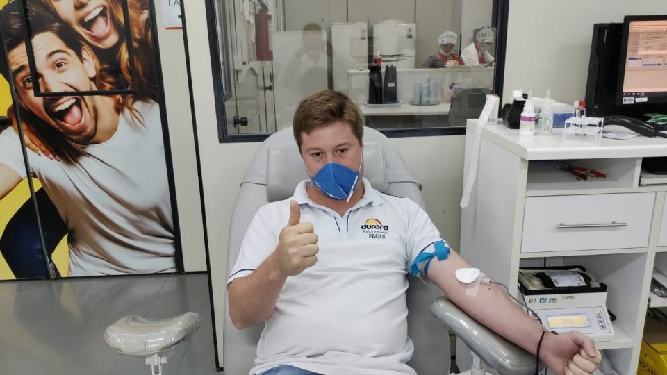 Voluntários de Quilombo doam sangue no Hemosc Chapecó