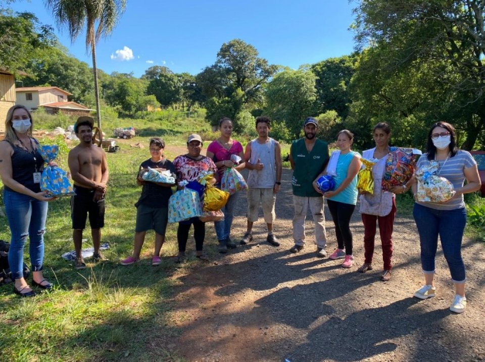 Campanha Natal Voluntário da FALB distribui presentes para 200 crianças em Chapecó