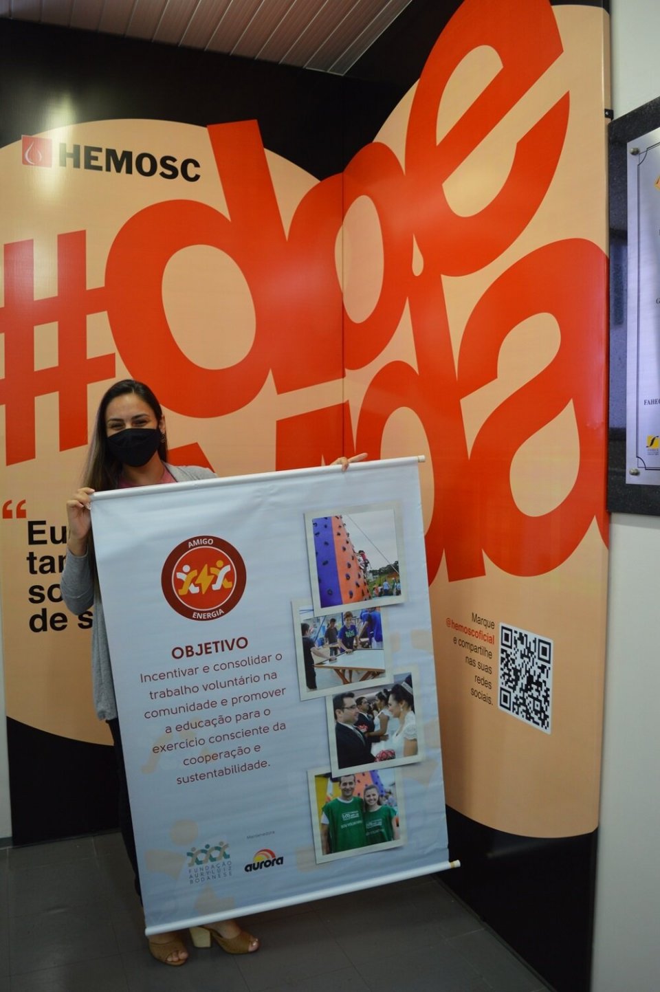 Voluntários de Abelardo Luz realizam doação de sangue no Hemosc Chapecó