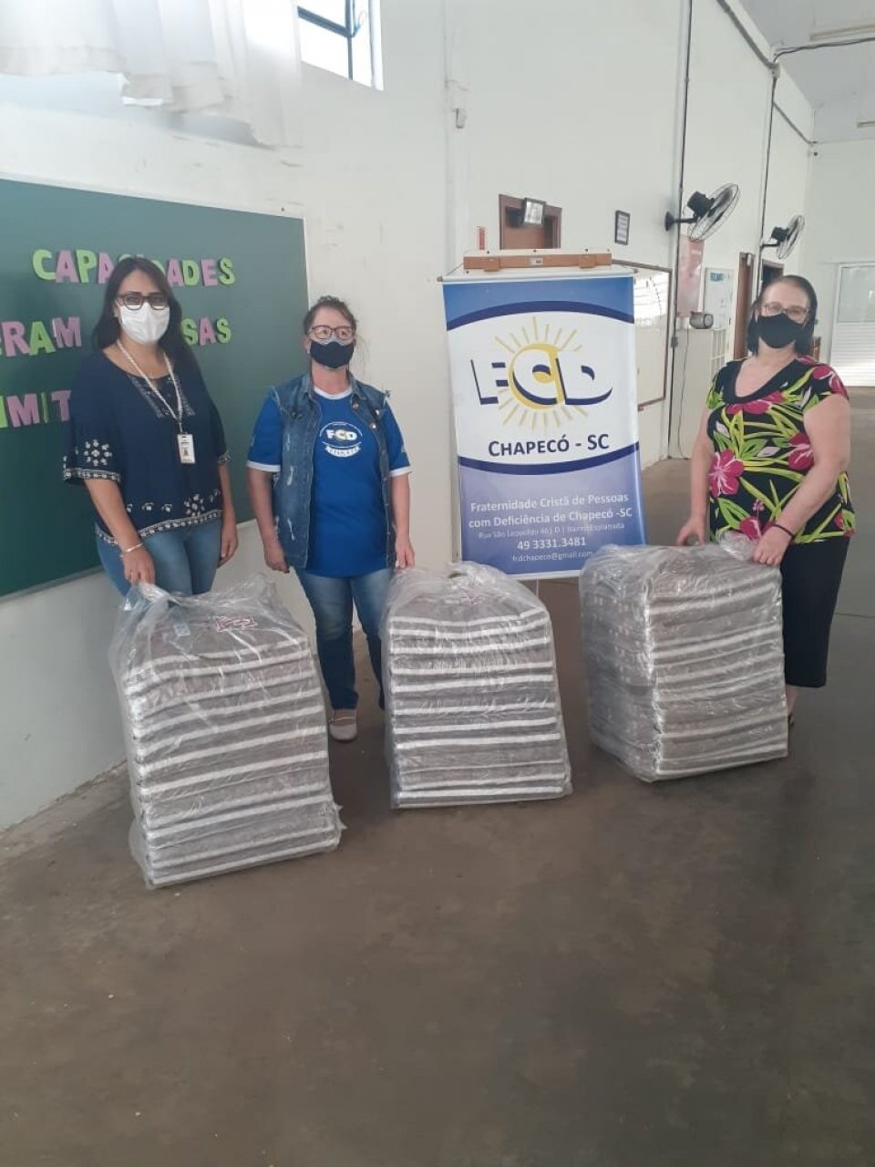 FALB destina cobertores para entidades sociais de Santa Catarina e Rio Grande do Sul