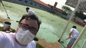 Voluntários de Mandaguari (PR) participam de revitalização de escolas municipais
