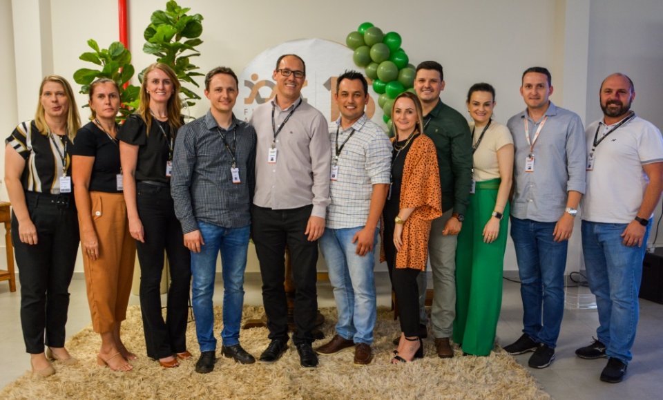 15 anos de cooperação com a comunidade