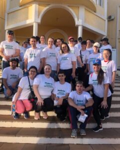 Voluntários participam de mutirão de limpeza em Sarandi (RS)