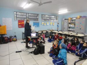 A Turminha da Reciclagem/RS atende escolas no mês de Julho
