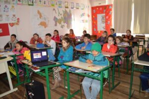 Sensibilização com A Turminha da Reciclagem no mês de Julho