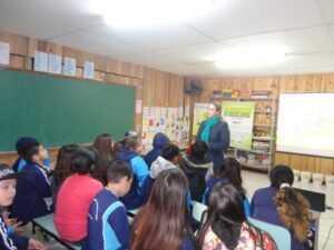A Turminha da Reciclagem/RS realiza atividades antes do recesso escolar
