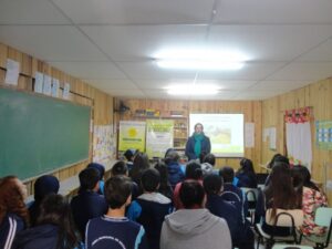 A Turminha da Reciclagem/RS realiza atividades antes do recesso escolar