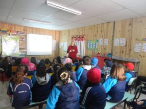 A Turminha da Reciclagem/RS realiza atividades antes do recesso escolar