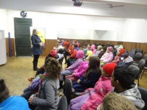 A Turminha da Reciclagem/RS realiza atividades antes do recesso escolar