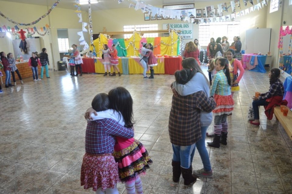 Arraiá Vozes do Corpo