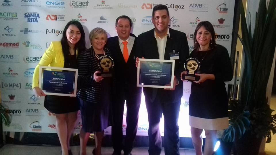 Fundação Aury Luiz Bodanese recebe prêmio da ADVB/SC