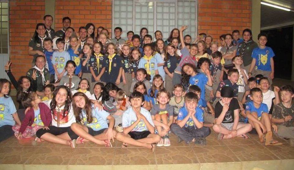 Roda de Leitura visita instituições de ensino em Chapecó e Paial